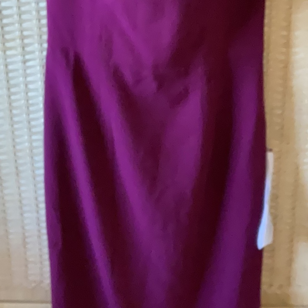 Bailey Dress
DRESS THE POPULATION NWT - Picture 11 of 14
